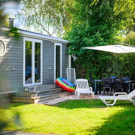 Mobil-home, Animaux Ok - 5 Pers. - Api-1-52-2334 *